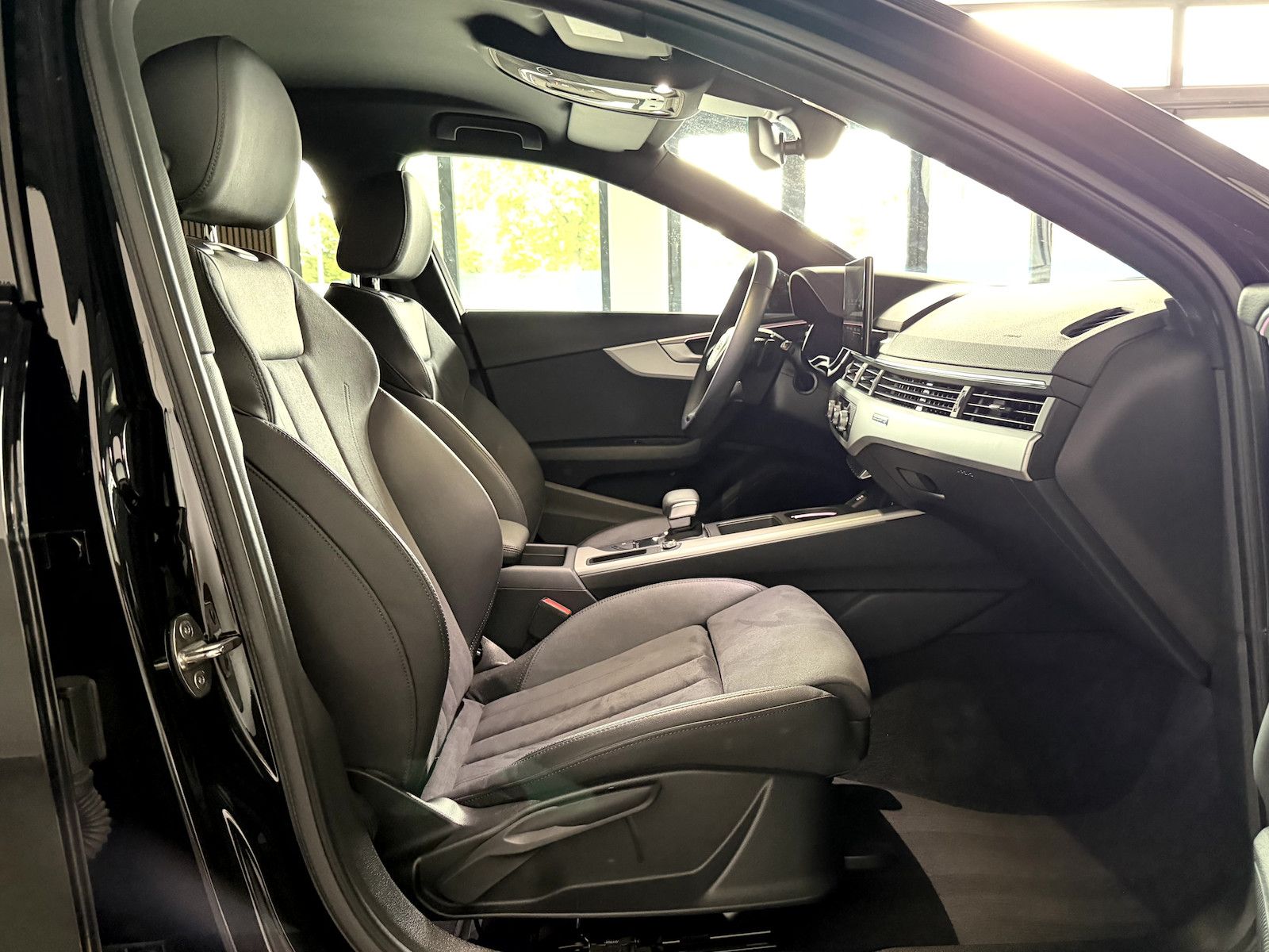 Audi A4 45TFSI S Line Competition Edition Plus Matrix foto 10