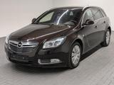 Opel Insignia ST 4x4 Sport Bi-Xenon/Navi/Leder/ACC/SH - Opel Insignia in Magdeburg