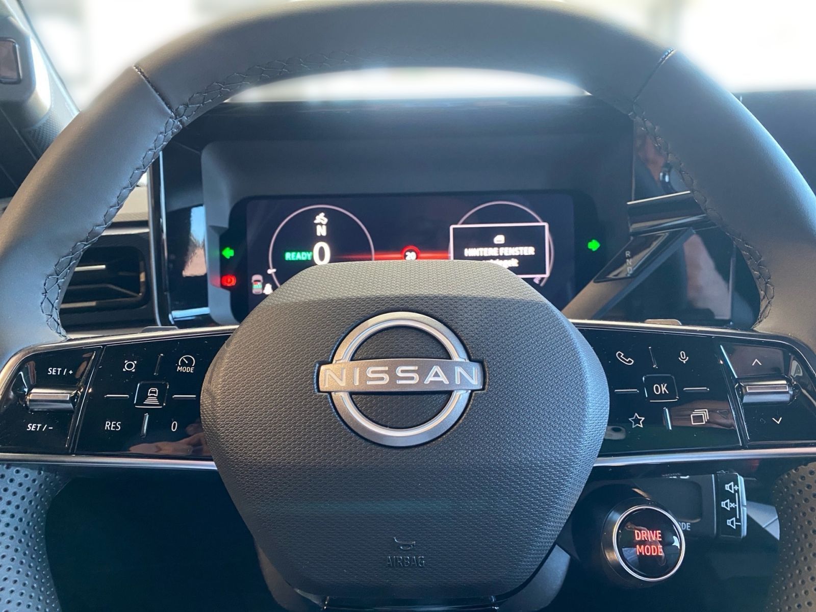 Fahrzeugabbildung Nissan Micra 110 kW Evolve*NAVI*PDC*KAMERA*SOUND*PILOT*