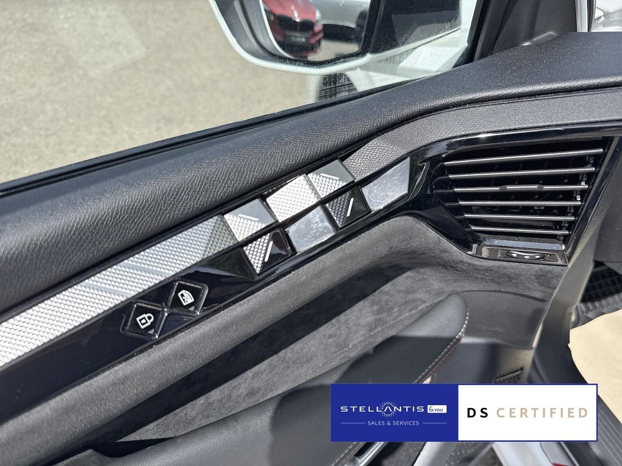 DS Automobiles DS4 4 Performance Line + PT 130 EAT