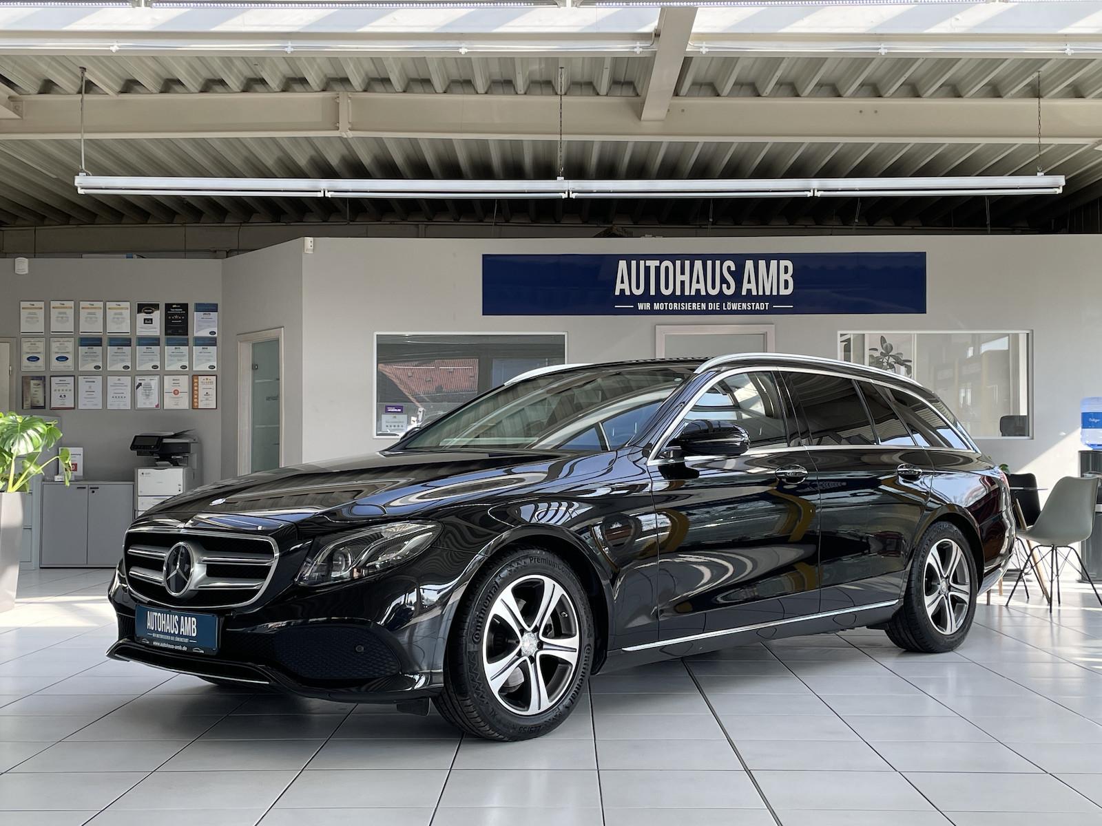Mercedes-Benz E 220 d Avantgarde Leder Kamera Virtual Keyless