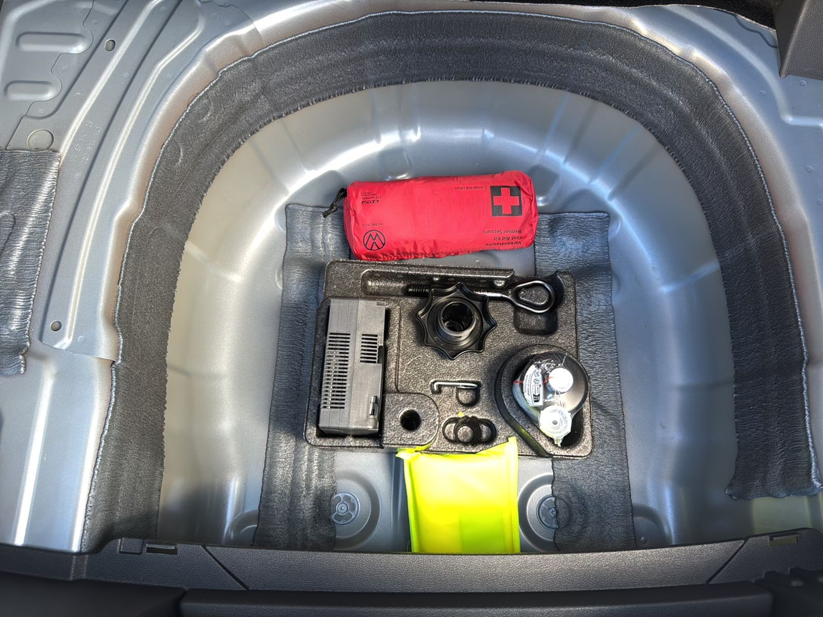 T-Cross Life 1.0 TSI, IQ.Drive, ACC, Navi, LED,