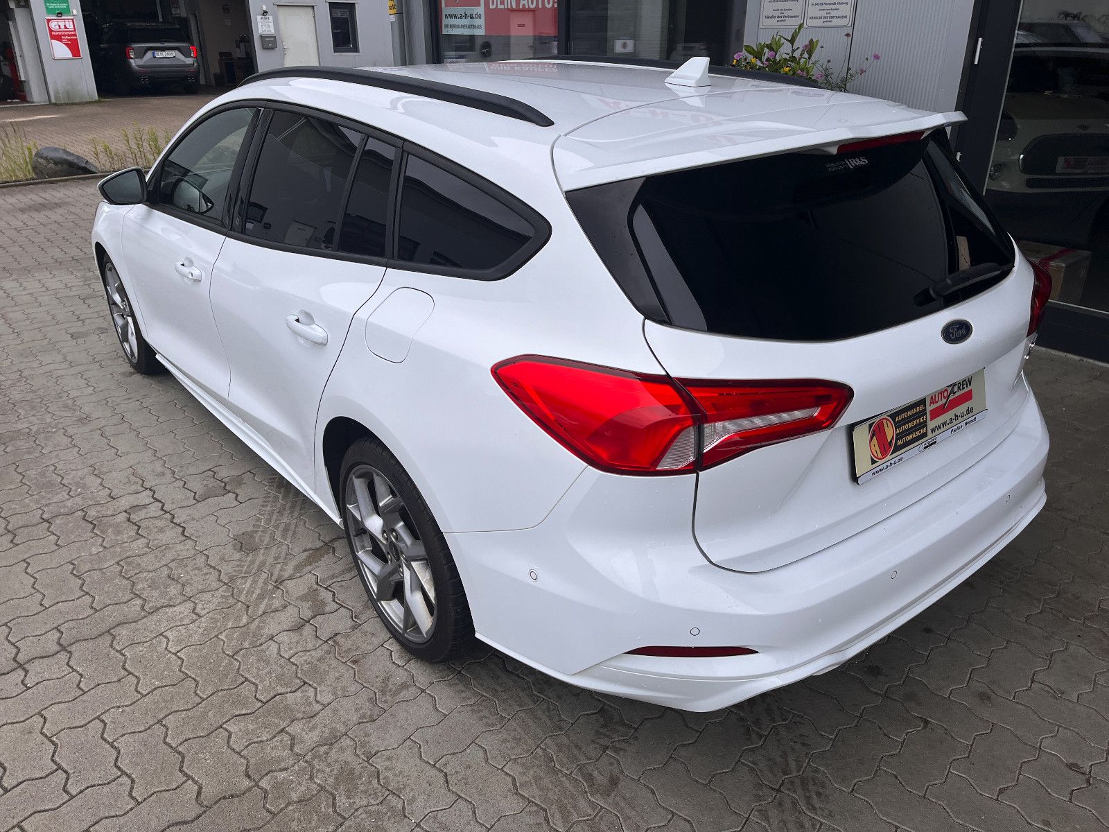 Fahrzeugabbildung Ford Focus Turnier ST