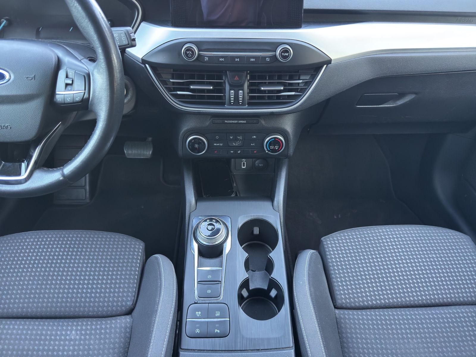 Fahrzeugabbildung Ford Focus Turnier*1.5*Diesel*Spurhalte*Kamera*Voll*