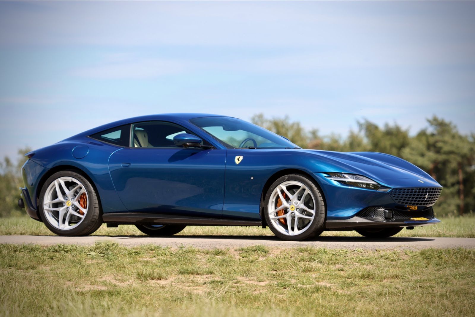 Ferrari Roma - Only 1900 km - 89 000 € of options imagem 2