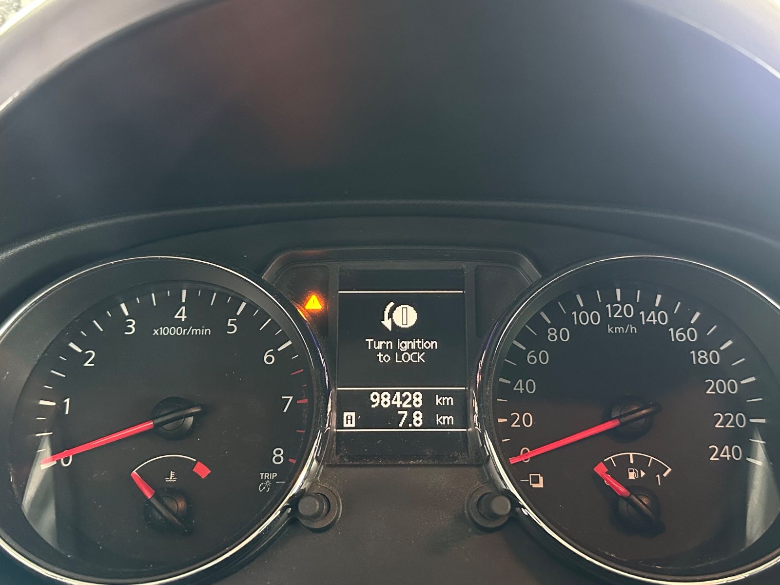 Qashqai +2 Visia*7-Sitzer*AHK*ALU*MFL*NAVI*SHZ*E