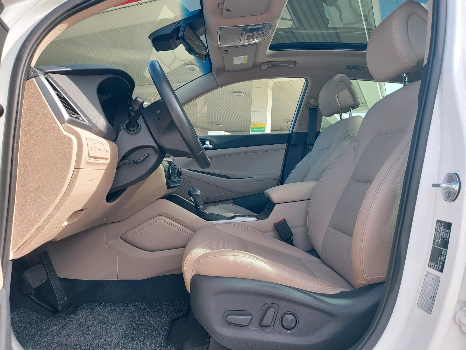 Hyundai Tucson blue Premium Pano Radar Leder Sitzklima