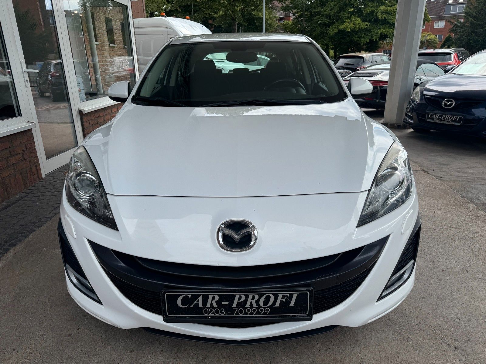 Fahrzeugabbildung Mazda 3 Lim. Sports-Line Autom. Klimaaut./BOSE/