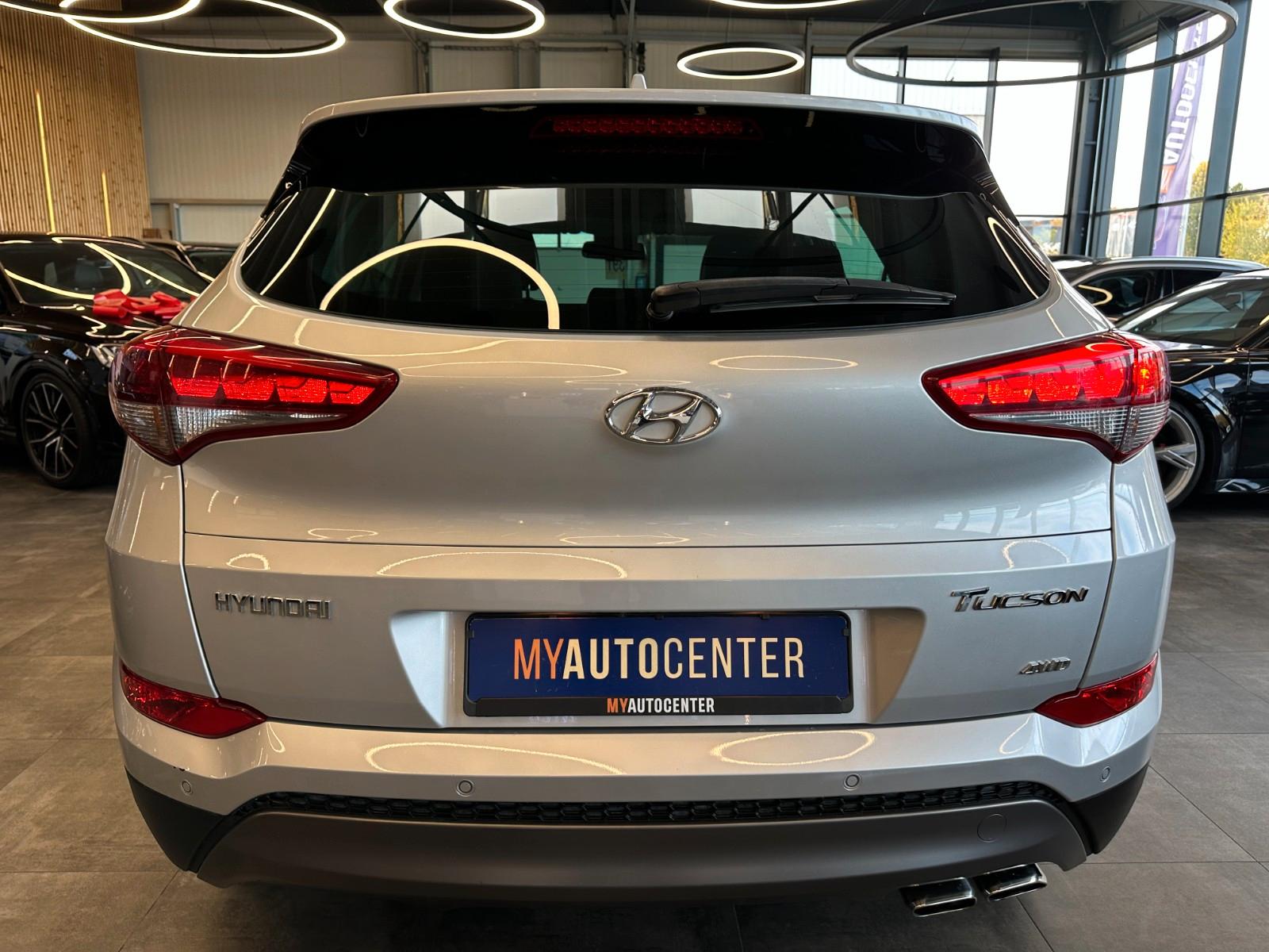 Hyundai Tucson Intro Edition 4WD *NAVI*TEMPOMAT*KLIMA*