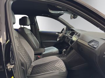 Bild 16 VW Tiguan 2.0 TDI R-Line DSG Black-Style+Matrix+A