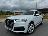 Audi Q7 3.0 TDI quattro Automatik "3x S Line" 1.Hand" - Audi Q7: Auto