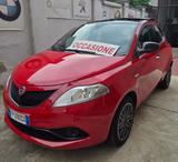 Lancia Ypsilon 1.2 69 CV 5 porte Gold - Lancia Ypsilon mit Schiebedach