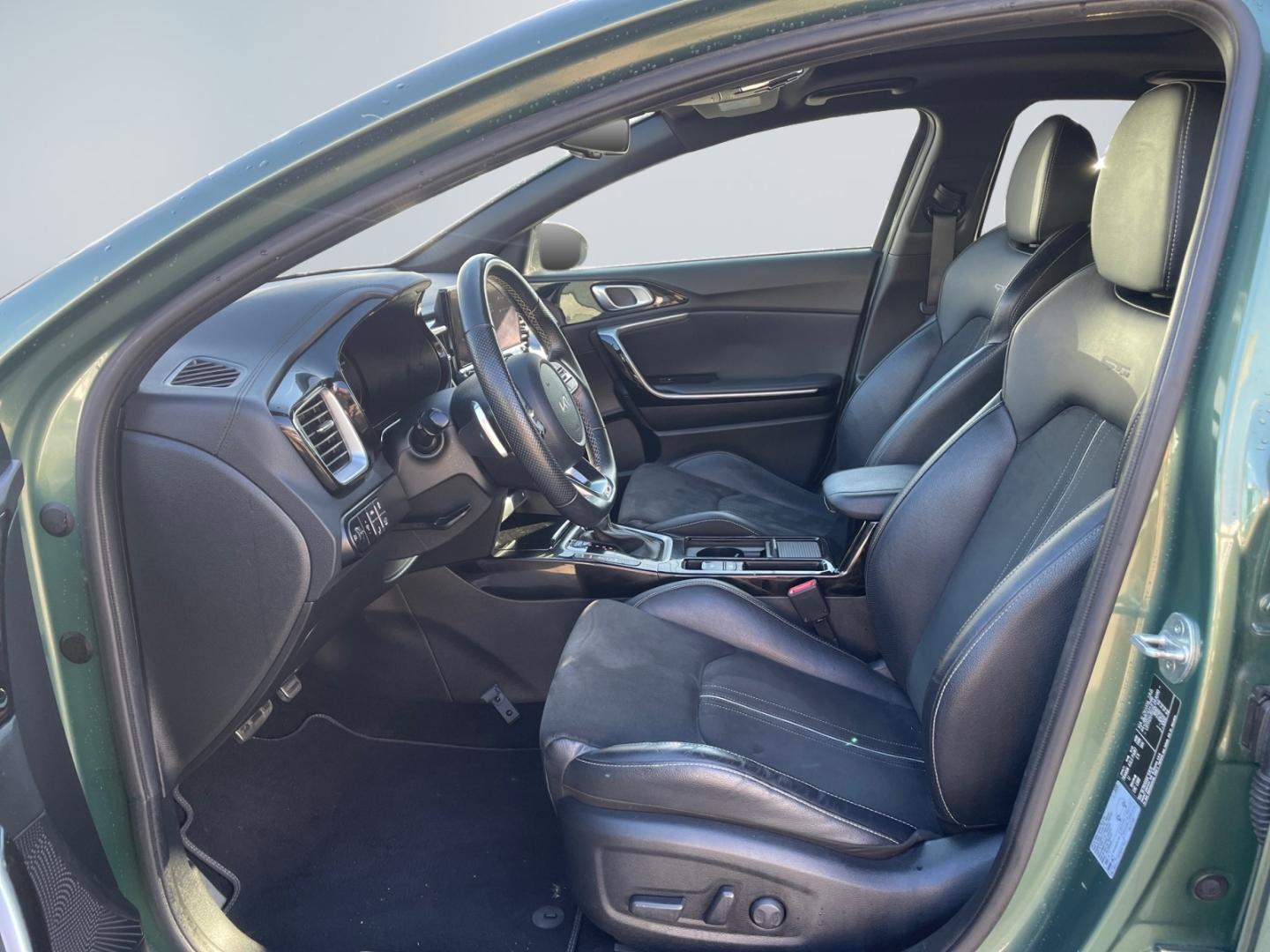 Kia ProCeed GT-Line 1.5T DCT7 Pano Klimaaut Kamera T