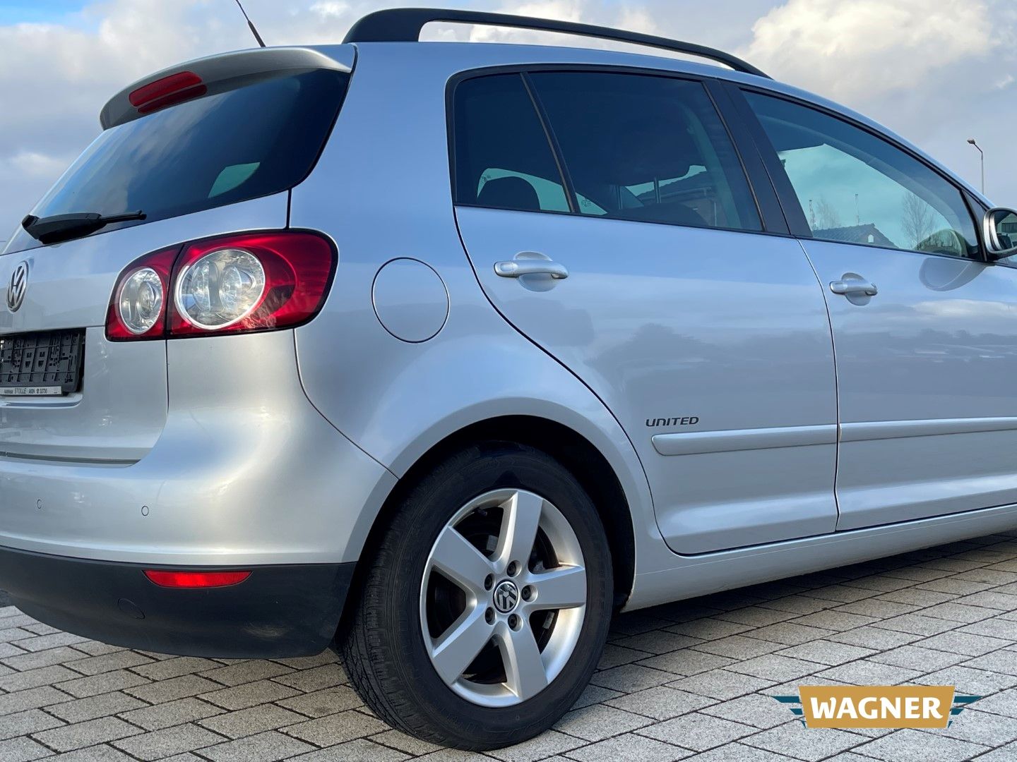 Fahrzeugabbildung Volkswagen Golf Plus V United 1.4 Klimaautomatik TÜV Neu