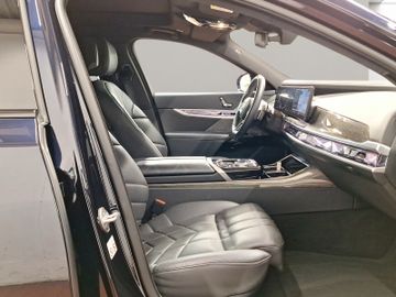 BMW 740 - 5