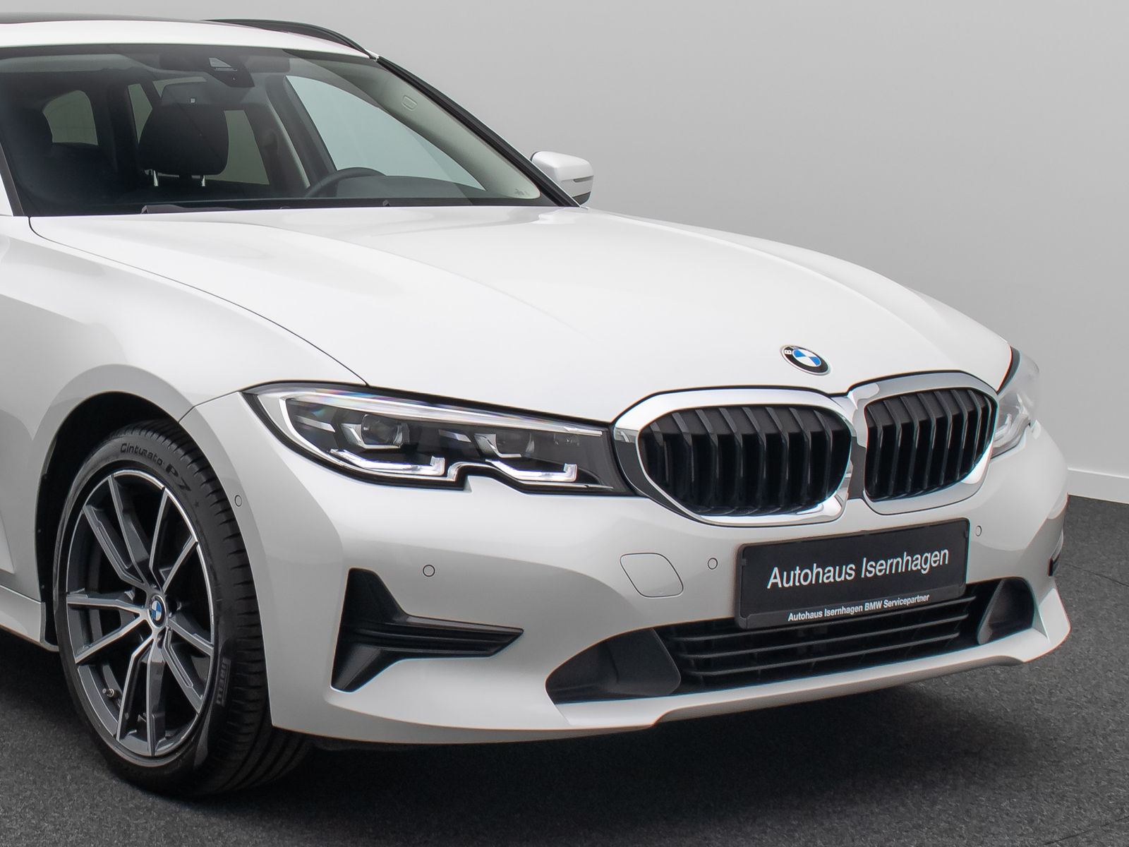 Fahrzeugabbildung BMW 320d DAB Kamera HiFi Memory LED Panorama 18Zoll