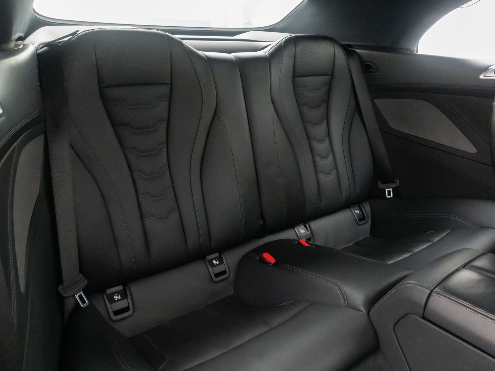 Fahrzeugabbildung BMW M850i xD Cabrio Individual SoftCl 360° Laser 20"