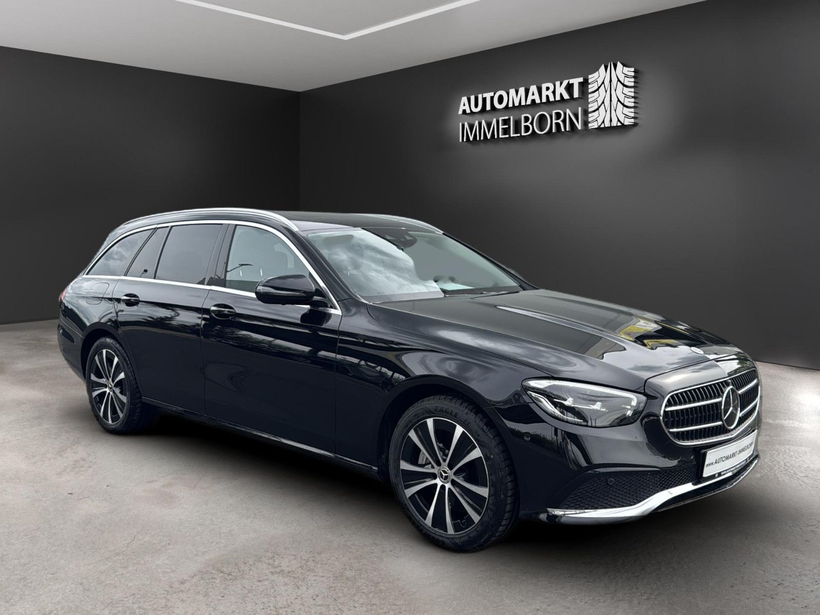 Mercedes-Benz E 300 de ALLRAD Distro*360*Sdach*elesitz*2zonen*