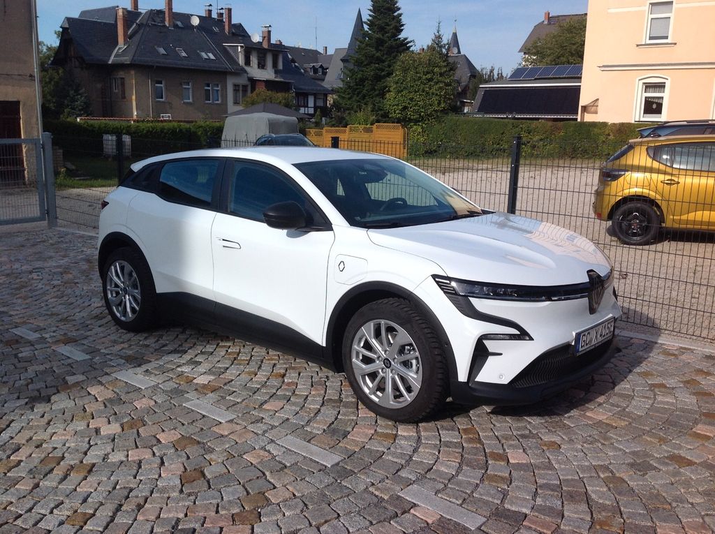 Image of Renault Megane E-TECH