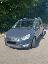 Ford Galaxy mit Austauschmotor - Ford: Austauschmotor