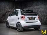 Smart ForTwo EQ cabrio prime EXCLUSIVE:THE WHITE STAR! - Smart mit Elektro-Antrieb