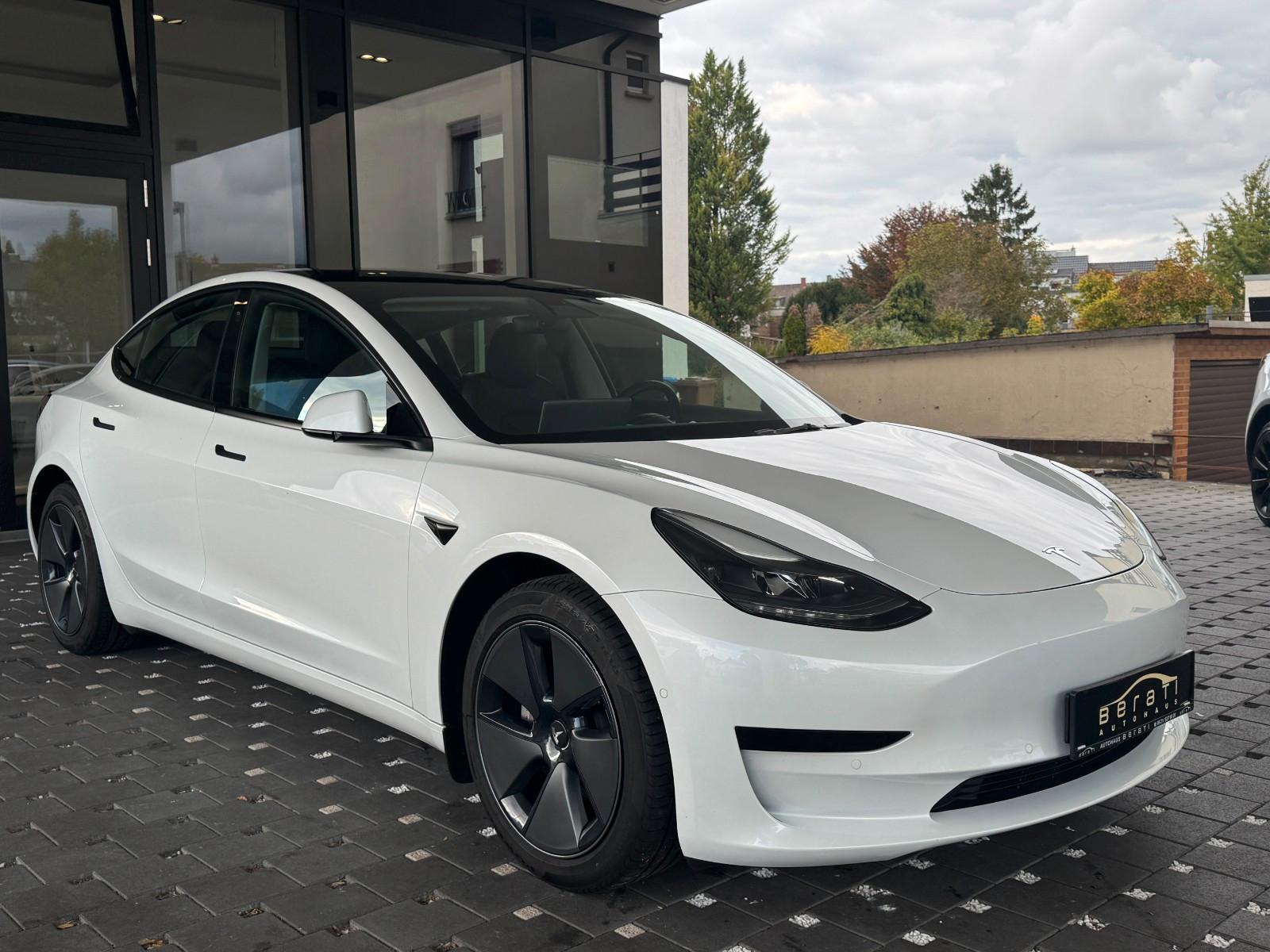 Tesla Model 3 SR+ |60kWh|1.H|Matrix-LED Reichweite 483
