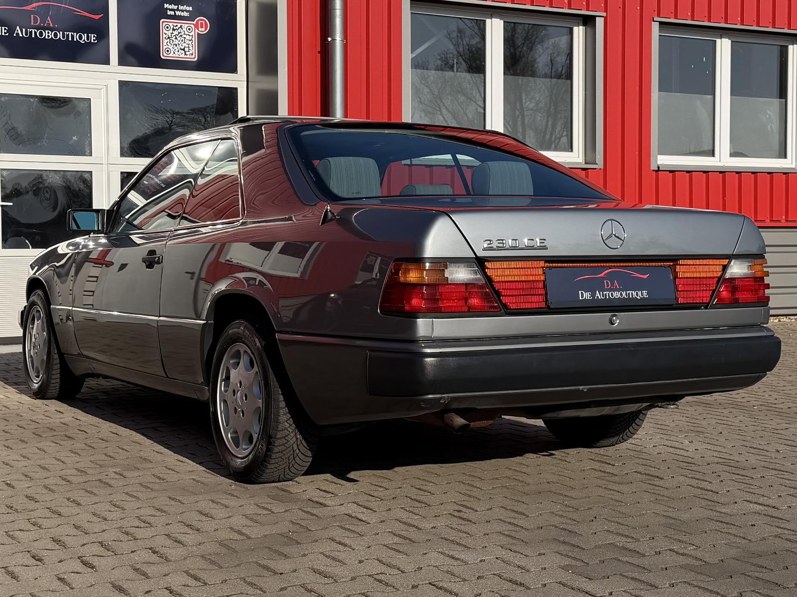 MERCEDES-BENZ CE 230 132 CH BVA - VOLANT CUIR - TOIT OUVRANT - 198450 km