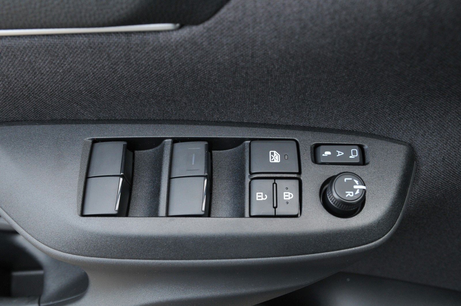 Mazda 2 Hybrid - Bild 28