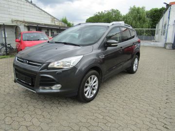 Ford Kuga - 1