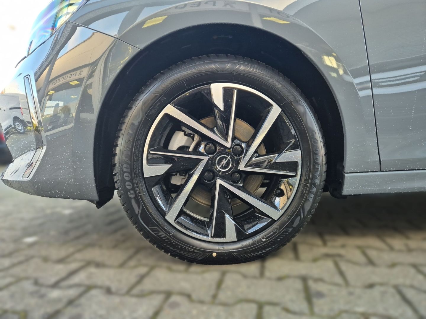 Fahrzeugabbildung Opel Corsa F Edition 1.2 Turbo EU6e Apple CarPlay And