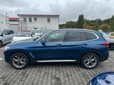BMW X3 Baureihe X3 xDrive 20 i xLine - BMW X3 mit Benzin-Antrieb: Blau