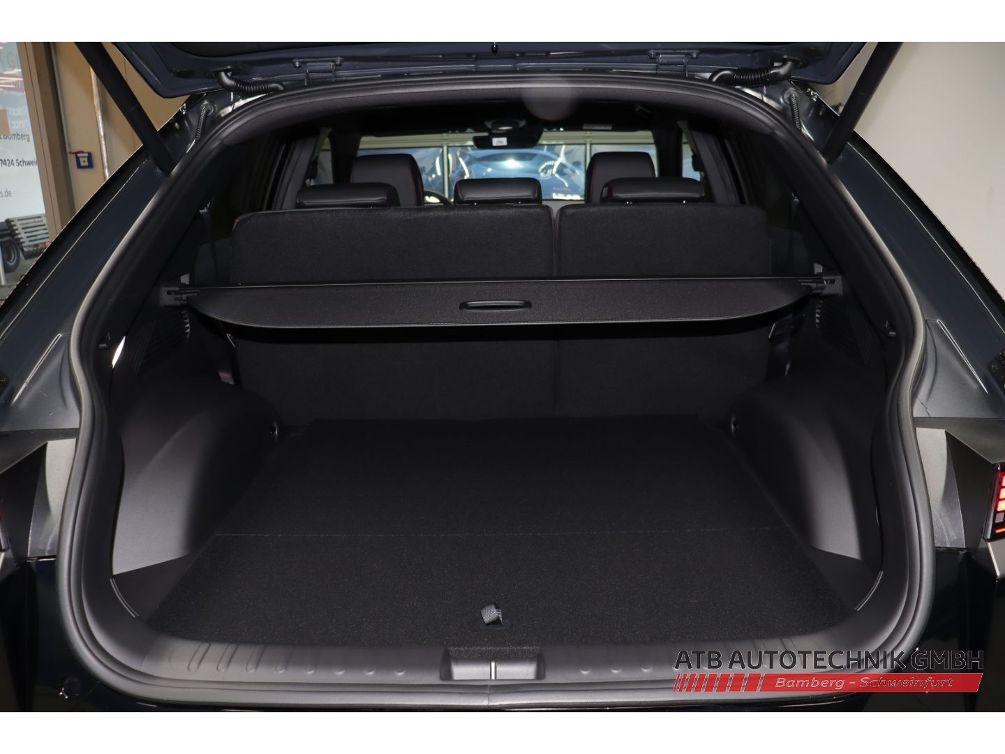 Fahrzeugabbildung Hyundai IONIQ 5 N-Line 84kWh Batterie 229PS 2WD Navi Dig