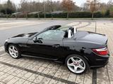 Mercedes-Benz SLK 250  Blue Eff.  3xAMG - MB Historie  - Mercedes-Benz SLK 250 mit Benzin-Antrieb