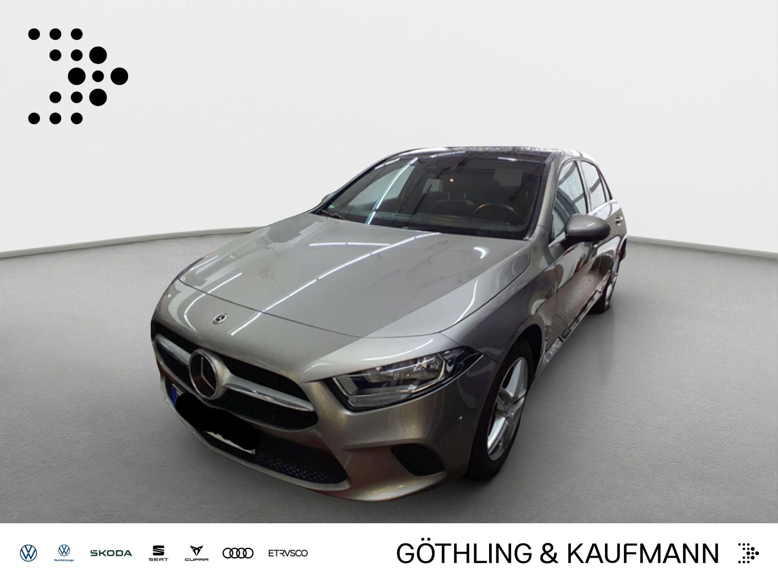 Mercedes-Benz A 250 e*NAVI*AHK*KAM*PANO*17ZOLL*SHZ*DISTRONIC*