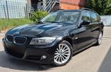 BMW 325d touring -Navi Pofessional, AHK, LCI - BMW 325 aus 2009 mit Diesel-Antrieb: Kombi