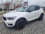 Volvo XC40 T4 R Design~Pano~Scheckheft~ - weiße Volvo XC40