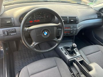 BMW 318 - 8