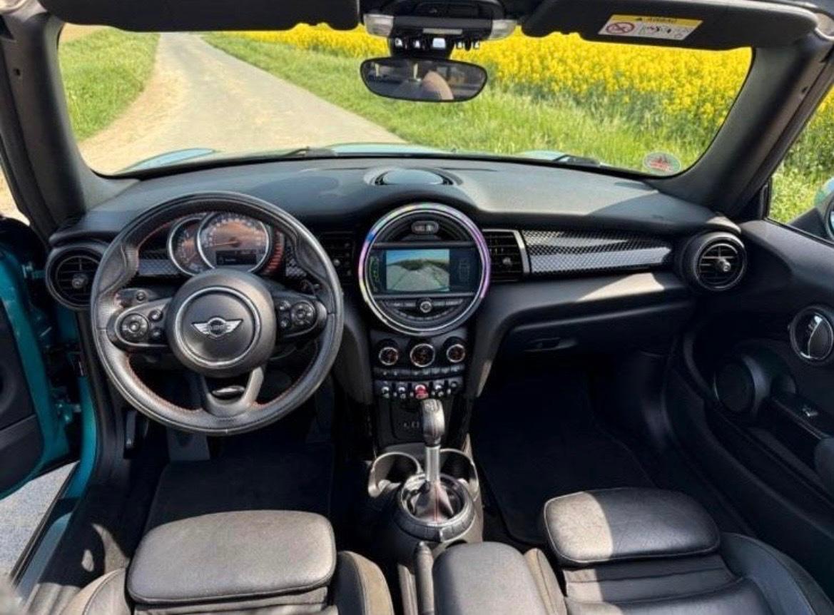 MINI Cooper S Cabrio / JCW-Paket