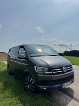 Volkswagen T6 Multivan im Top Zustand  - scheckheftgepflegte VW T6 Multivan