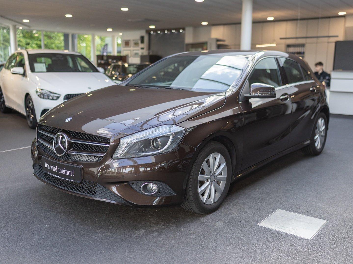 Mercedes-Benz A 180 Style,7G-DCT,BiXenon,Navi,PTS,Sitzheizung