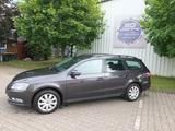 Volkswagen Passat Variant 1.4 TSi PARCTRONIC GARANTIE TÜV N - gebrauchte VW Passat Variant aus dem Jahr 2010