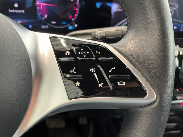 GLA 180 Progressive DCT NAVI LED