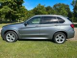 BMW X5 xDrive30d -Soft Close HUD Pano Leder Keyless  - silberne BMW X5