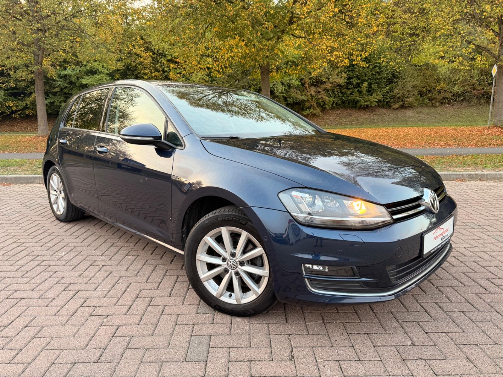 Volkswagen Golf VII Lim. Lounge BMT|1.HAND|XENON|PARKPILOT