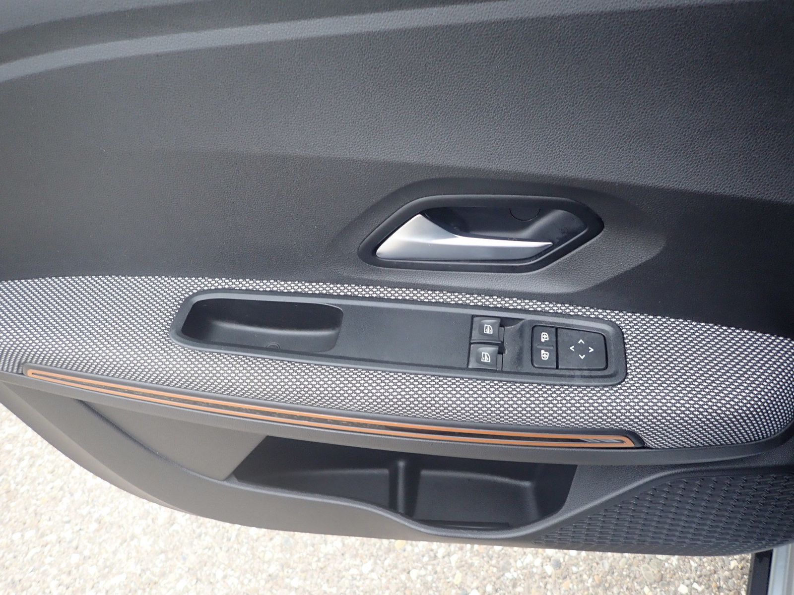 Fahrzeugabbildung Dacia Sandero III Stepway Comfort