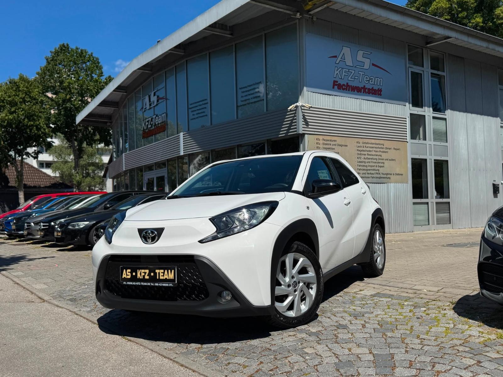 Toyota Aygo X Play Klima Kamera Multi Allwetterreifen