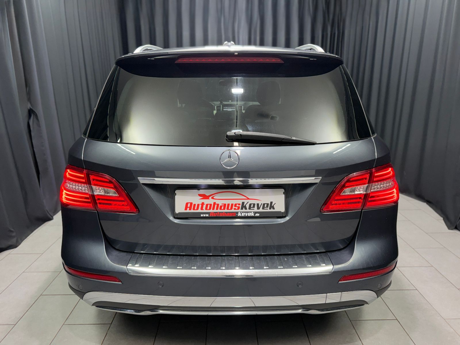 Fahrzeugabbildung Mercedes-Benz ML 350 4Matic |AHK|LUFT|PANO|U-FREI