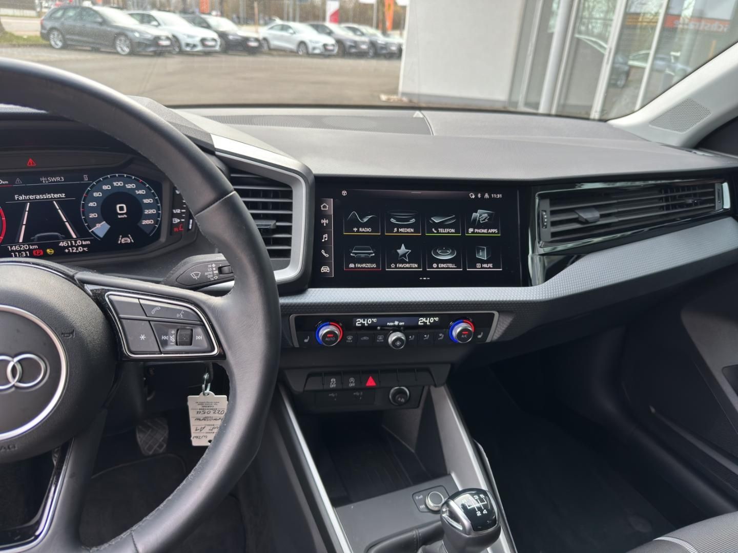Fahrzeugabbildung Audi A1 allstreet 25 TFSI Smartphone Sitzhzg Phone Bo