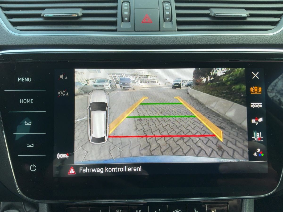 Skoda Superb - Bild 17