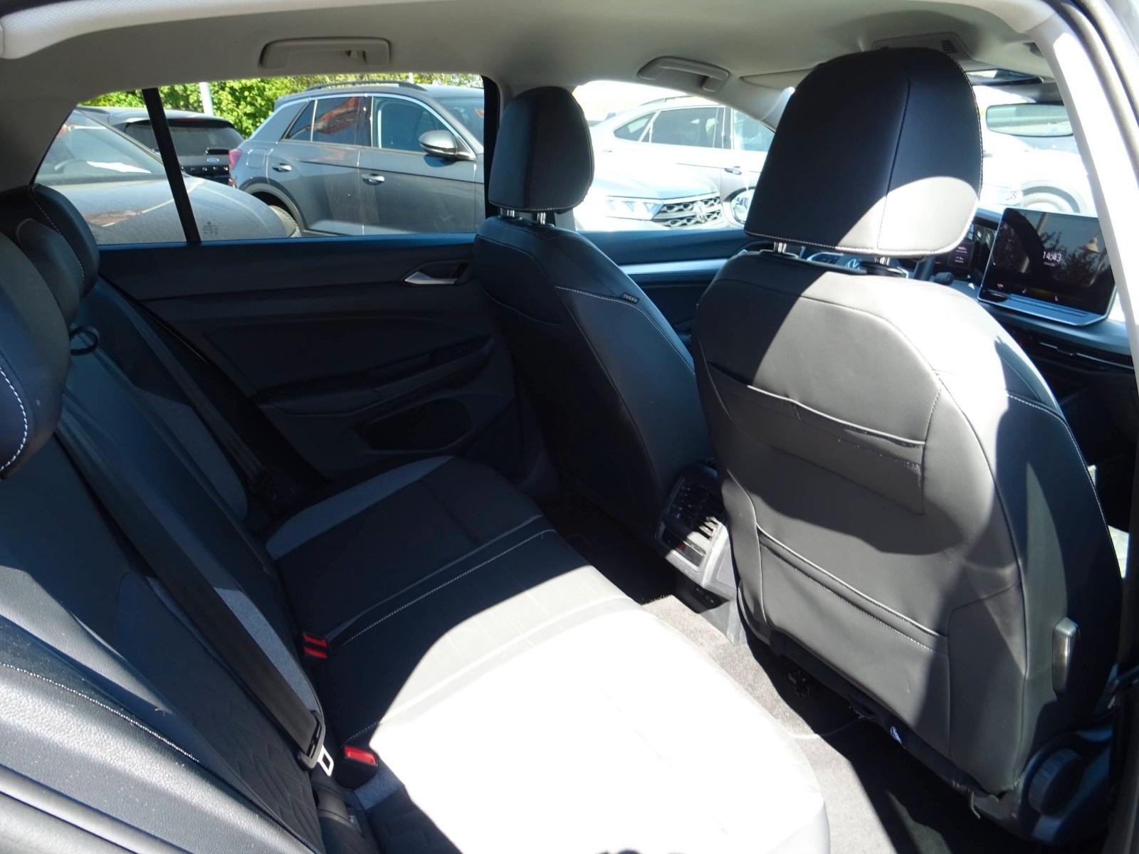 Volkswagen Golf VIII Lim. Goal 1.5 eTSI LED Navi PDC Temp., миниатюра 25